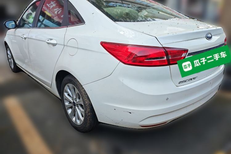 Used Ford Escort 2015 1.5L Automatic Fashion Model
