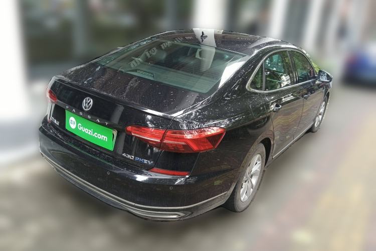 Used Volkswagen Passat New Energy 2019 430 PHEV Hybrid Elite Edition Rear Right 45 Deg