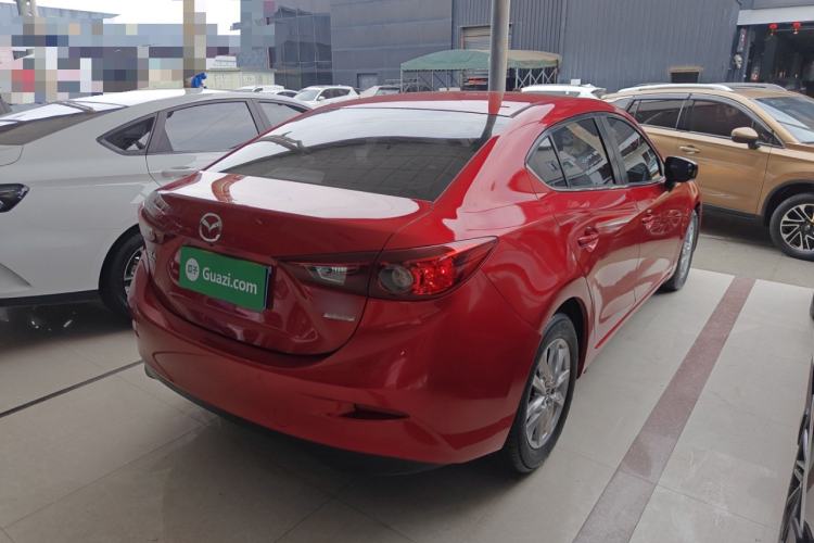 Used Mazda Mazda 3 Axela 2016 Sedan 1.5L Automatic Luxury Model
