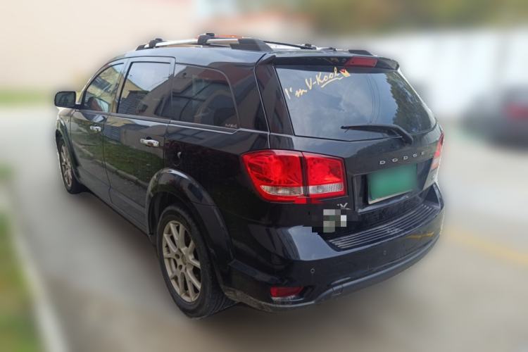 Used Dodge Journey 2013 2.4L Two-Wheel Drive Luxury Version
