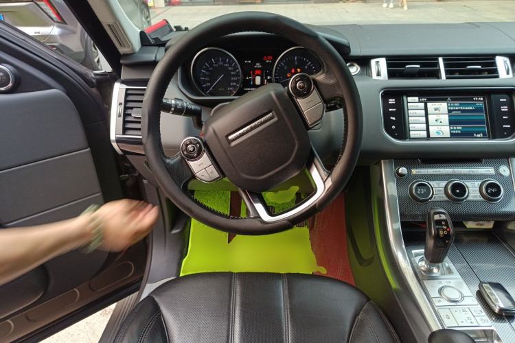 Used Land Rover Range Sport 2015 3.0 SDV6 HSE
