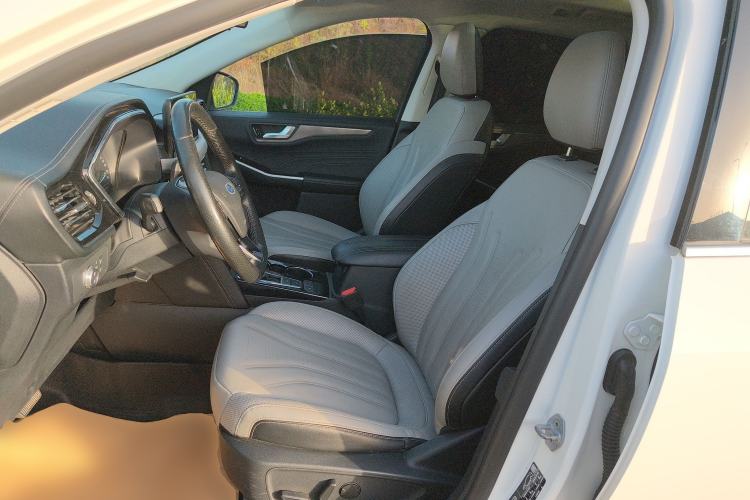 Used Ford Escape 2020 EcoBoost 245 Two-Wheel-Drive Titanium Edition