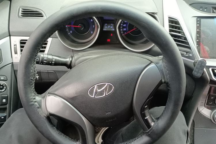 Used Hyundai Elantra (5th Generation / Langdong) 2015 1.6L Automatic Leading Model Steering Wheel