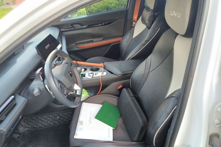 Used CHANGAN UNI-V 2022 1.5T Prestige Version
