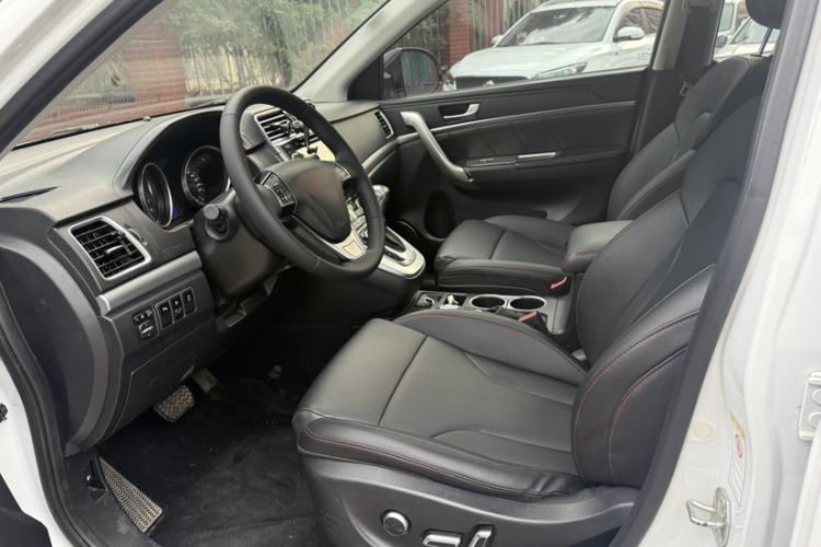 Used Haval H6 2015 Sport Edition 1.5T Automatic Two-Wheel Drive Luxury Model