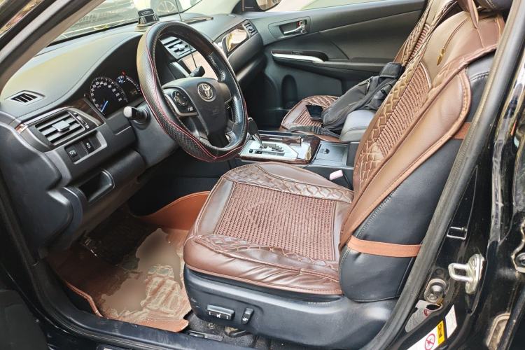 Used Toyota Camry 2015 2.0G Premier Edition
