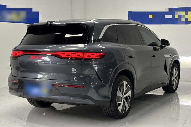 Used BYD Tang L 2025 EV with 670 km Range LiDAR and Premium Features