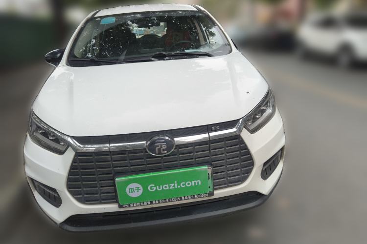 Used BYD Yuan New Energy 2019 EV360 Smart Connect Luxurious Model Front