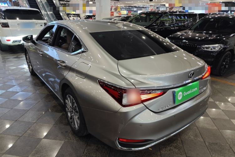 Used Lexus ES 2022 200 Excellence Edition