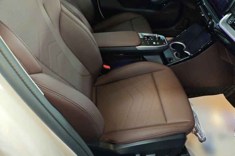 Used BMW iX1 2025 eDrive25L X Design Package