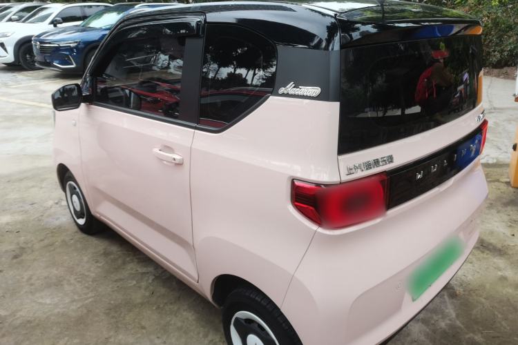 Used Wuling Hongguang MINIEV 2021 Macaron Premium Model – Lithium-NMC
