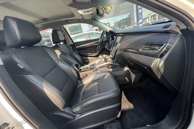 Used Zotye SR7 2017 1.5T CVT Cube Heart Edition