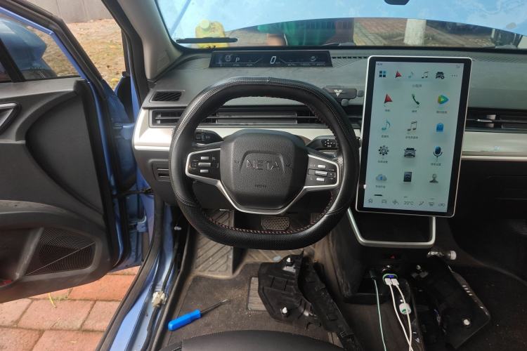 Used NETA V 2021 Long-Range Entertainment Edition Upgrade Model