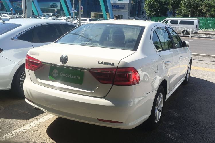 Used Volkswagen Lavida 2013 Revised Classic 1.6L Automatic Fashion Edition