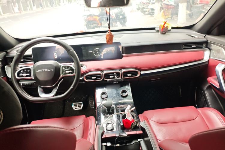 Used JETOUR X70 PLUS 2021 1.6T DCT Pro 5-Seater

