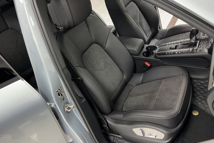 Used Porsche Macan 2021 Macan 2.0T
