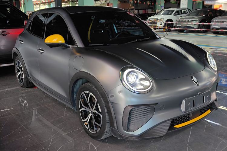 Used ORA Good Cat GT 2023 Mulan Edition 401km Prestige Version Front Right 45 Deg