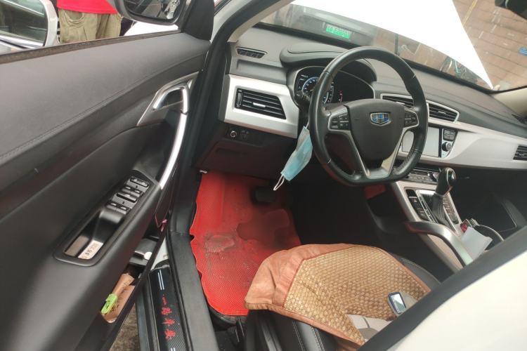 Used Geely Auto Emgrand X7 Sport 2016 1.8TD Automatic Smart Connectivity Version Driver Seat