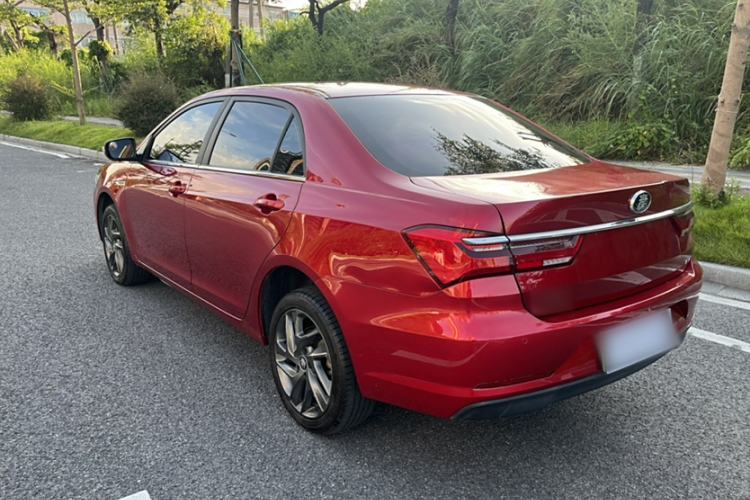 Used BYD Qin New Energy 2019 High-Range Luxury Model Exterior 6
