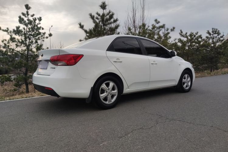Used Kia Forte 2014 1.6L MT GL
