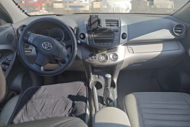 Used Toyota RAV4 2010 2.0L Manual Deluxe Upgrade