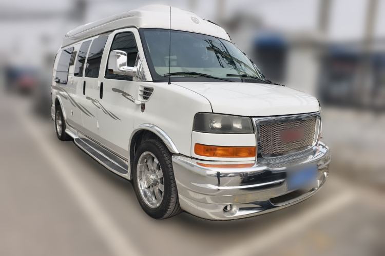 Used GMC SAVANA 2011 6.0L Business Star 7 seats Front Right 45 Deg