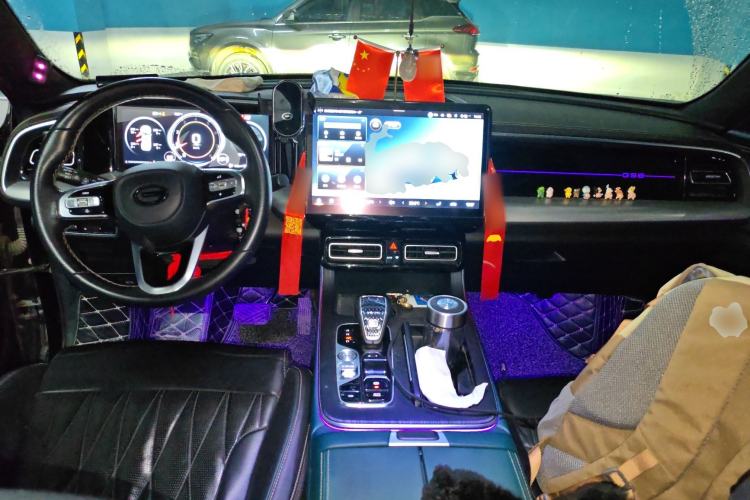 Used GAC Trumpchi GS8 2022 Linghang Series 2.0 TGDI Two-Wheel-Drive Luxury Smart Connectivity Version (7 Seats)
