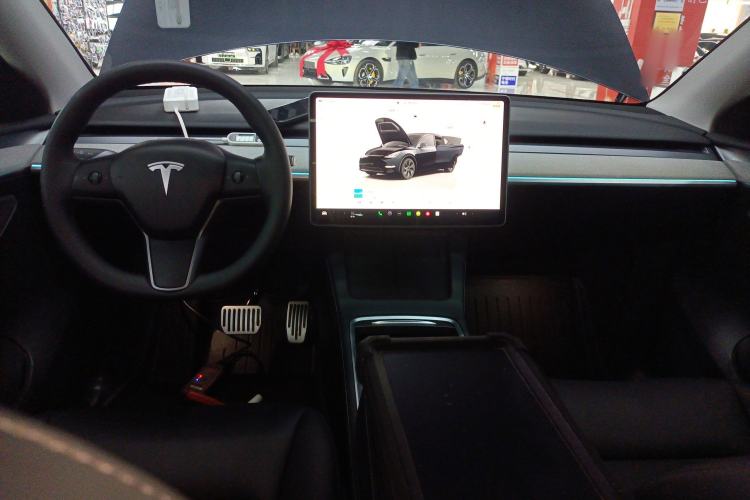 Used Tesla Model Y 2024 Rear-Wheel-Drive Version
