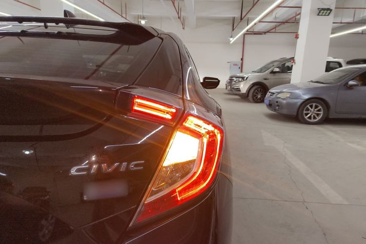 Used Honda Civic 2021 HATCHBACK 220TURBO CVT Trendy Cool Edition