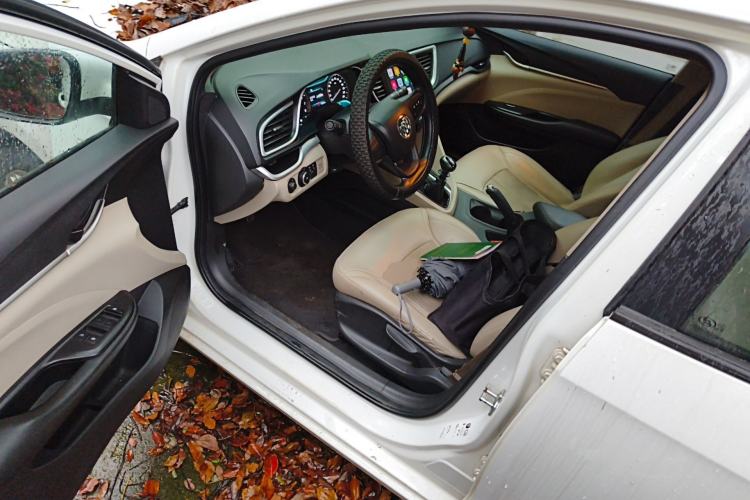 Used Buick GT 2017 15N Manual Elite Version Driver Seat