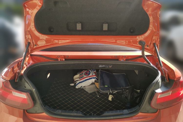 Used BMW 2 Series 2015 220i Convertible Coupe Leading Model
