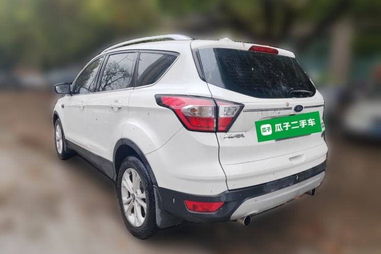 Used Ford Kuga 2018 Facelifted EcoBoost 180 Two-Wheel-Drive Platinum Wing Edition
