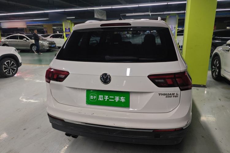 Used Volkswagen Tiguan L 2017 330TSI Automatic Two-Wheel Drive Luxury Edition Rear