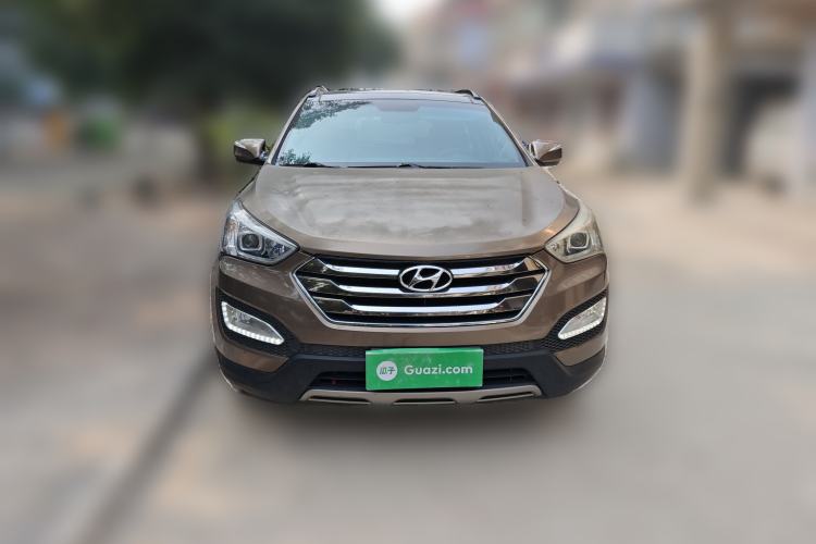 Used Hyundai Santa Fe 2013 2.4L Automatic Two-Wheel Drive Smart Version