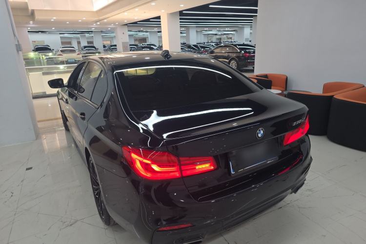 Used BMW 5 Series 2019 Facelifted 530Li Leading Edition M Sport Package