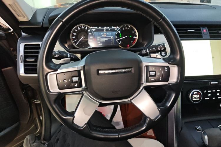 Used Land Rover Discovery 2023 300PS S