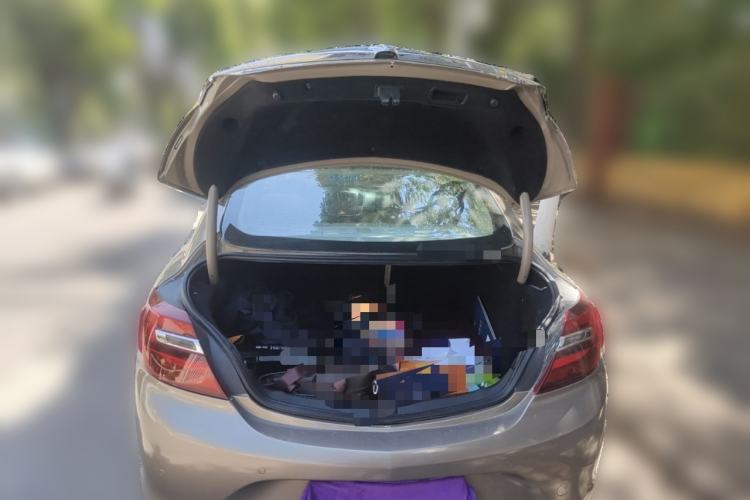 Used Buick Regal 2014 2.0L Leading Fashion Edition Trunk