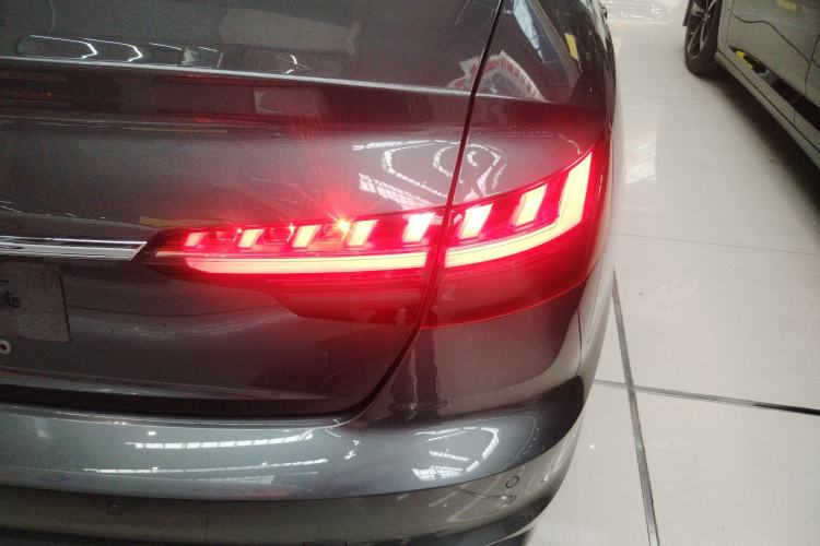 Used Audi A4L 2020 40 TFSI Fashionable and Elegant Model Exterior 3