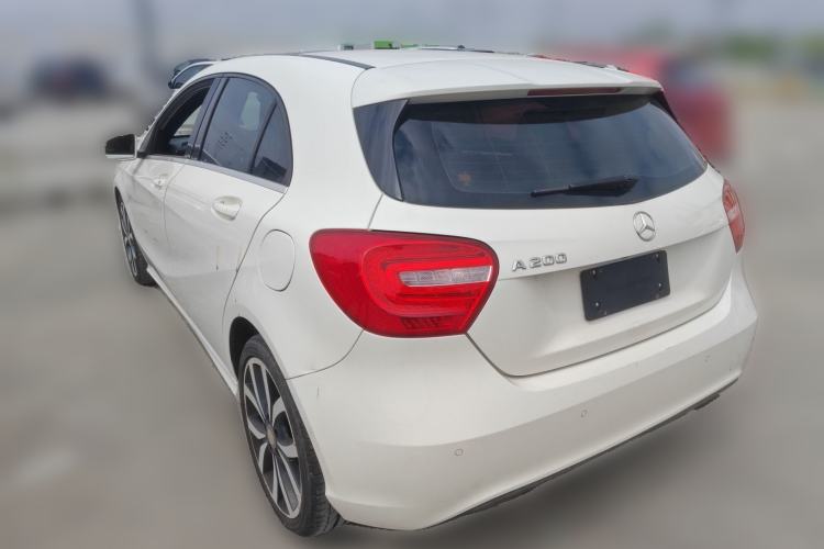 Used Mercedes-Benz A-Class 2015 A 200 Fashion Model
