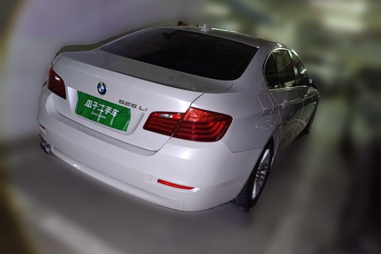 Used BMW 5 Series 2014 525Li Leading Model