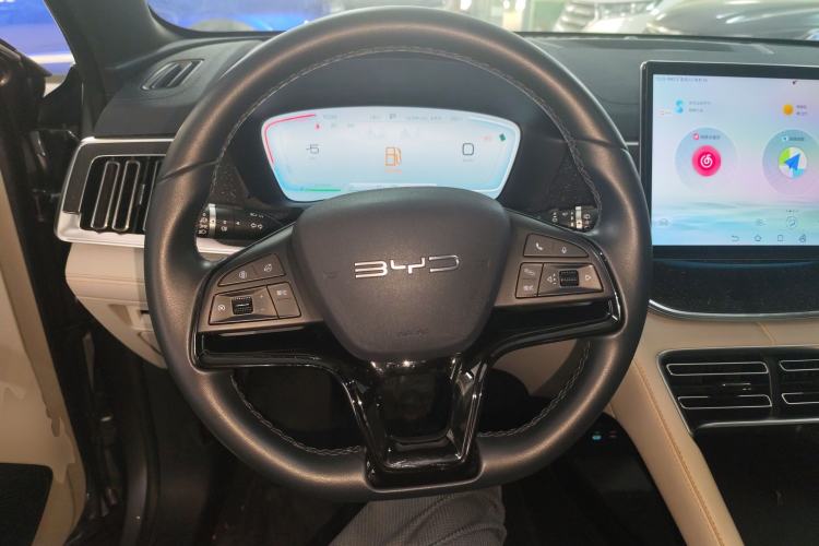 Used BYD Song PLUS New Energy 2024 HONOR Edition DM-i 110km Flagship Model
