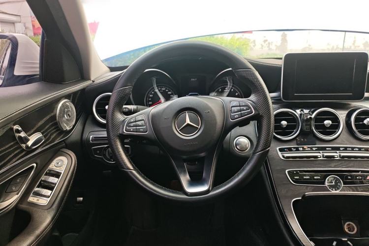 Used Mercedes-Benz C-Class 2015 C 180 L Sport Edition
