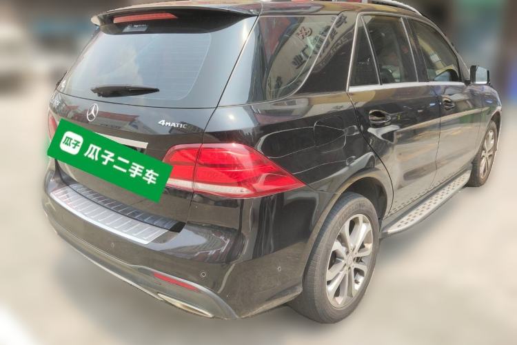 Used Mercedes-Benz GLE 2016 GLE 320 4MATIC Luxury Model Rear Right 45 Deg