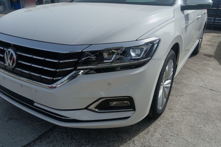 Used Volkswagen Passat 2019 330TSI Elite Edition China VI
