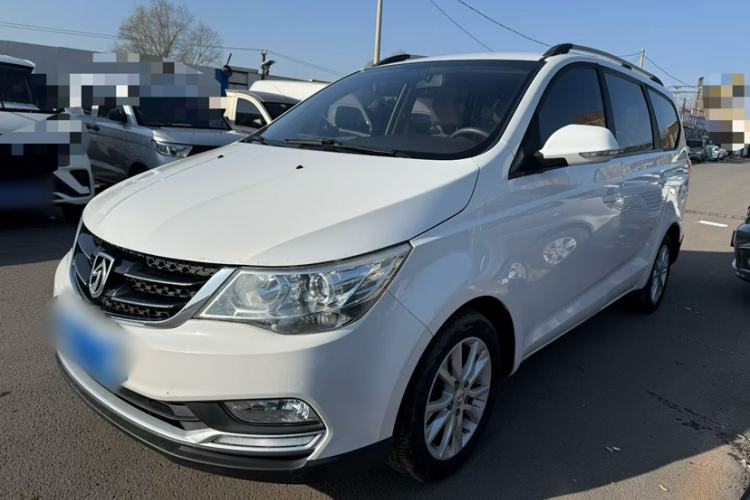 Used Baojun 730 2016 Revised 1.5L Manual Standard Version 7 Seats China V Emission Standard