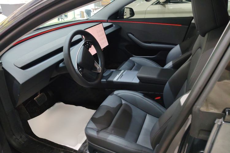 Used Tesla Model 3 2025 Rear-Wheel-Drive Version Left Front Seat