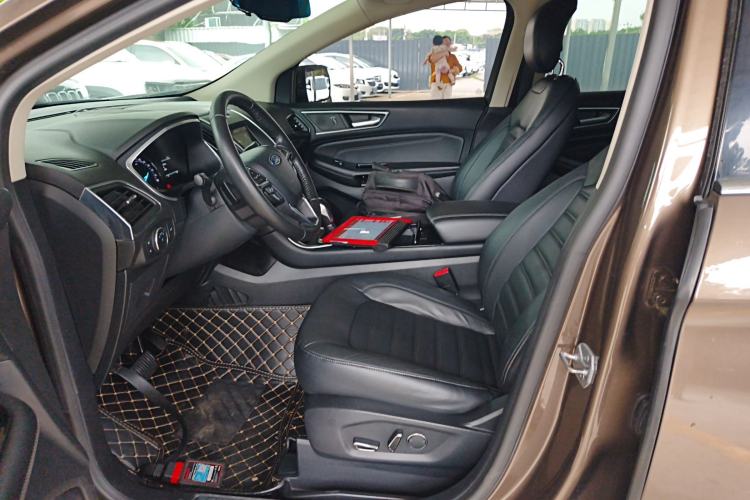 Used Ford Edge 2018 EcoBoost 245 Two-Wheel-Drive Titanium 7-Seater China V Standard
