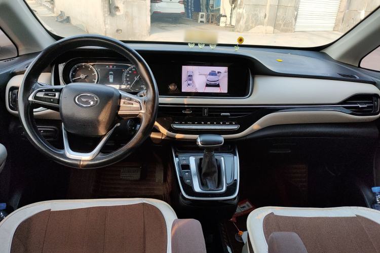 Used GAC Trumpchi M6 2021 270T DCT Elite Edition (7-seater)