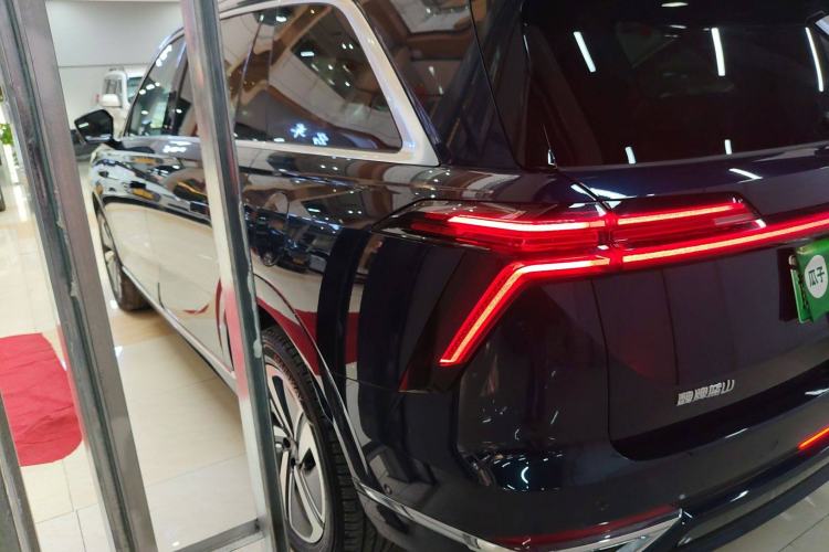 Used Wey Lanshan 2025 Four-Wheel Drive Max