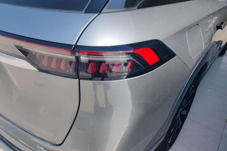 Used Chery Tiggo 9 2023 2.0T Dual-Clutch Two-Wheel Drive Leading Edition 5 Seats
